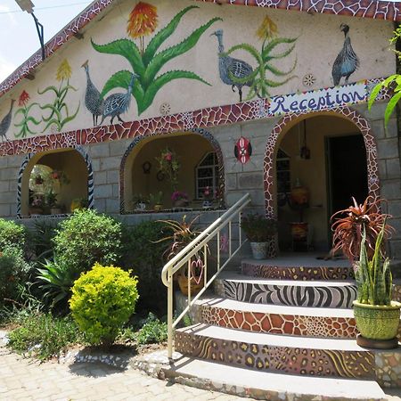 Aloepark Art Hotel Naivasha Bagian luar foto