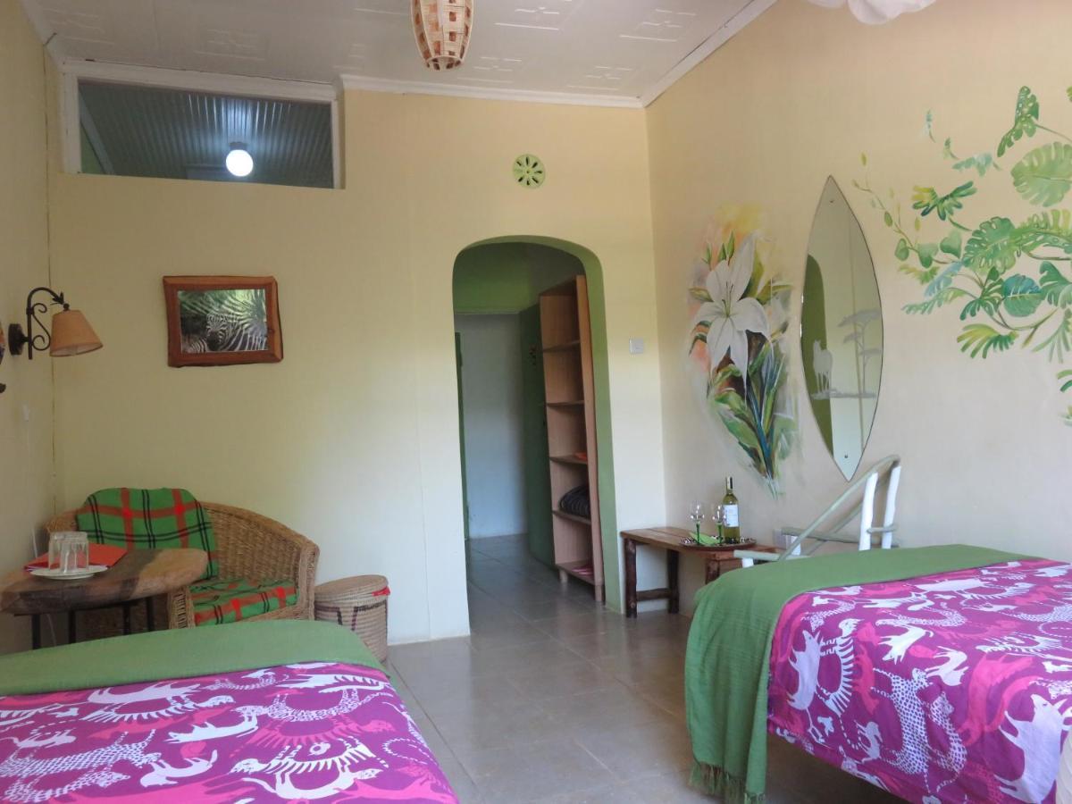 Aloepark Art Hotel Naivasha Bagian luar foto