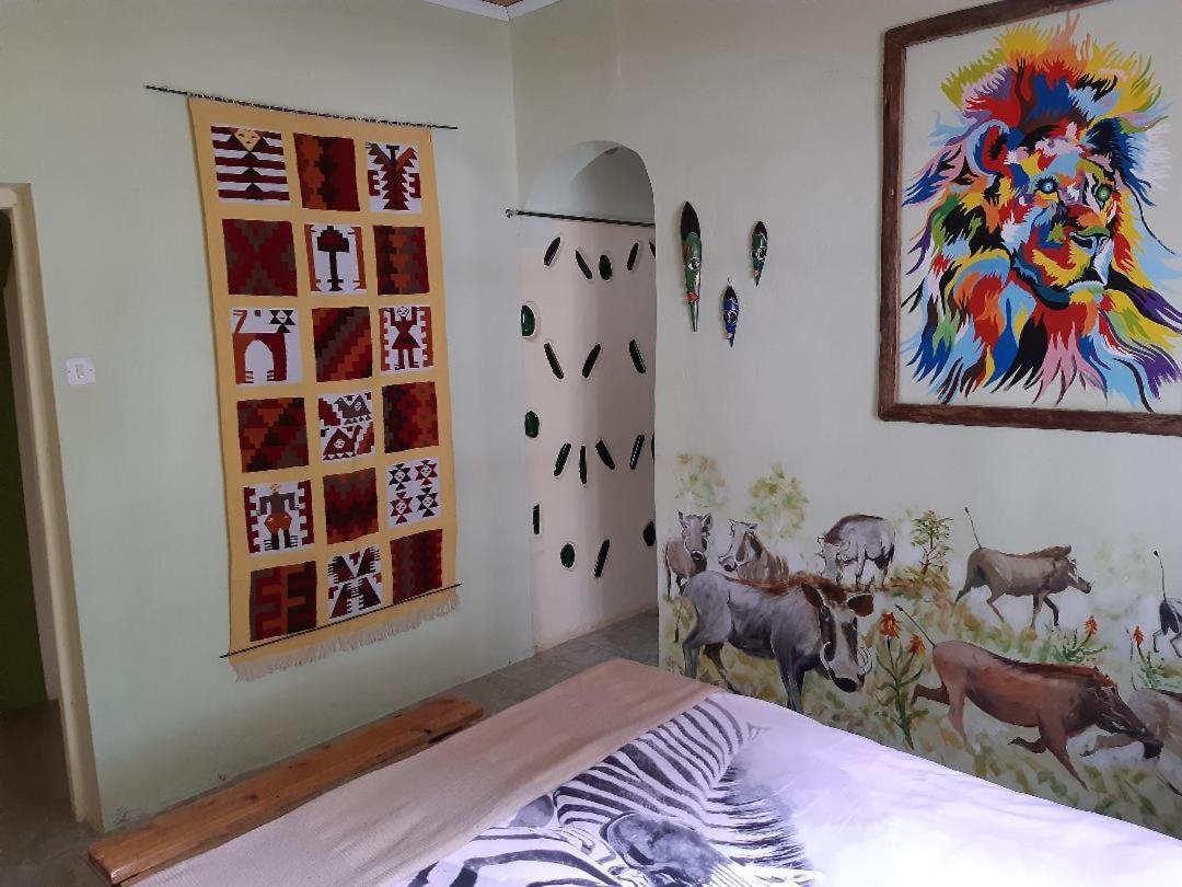 Aloepark Art Hotel Naivasha Bagian luar foto