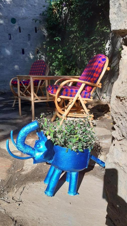 Aloepark Art Hotel Naivasha Bagian luar foto