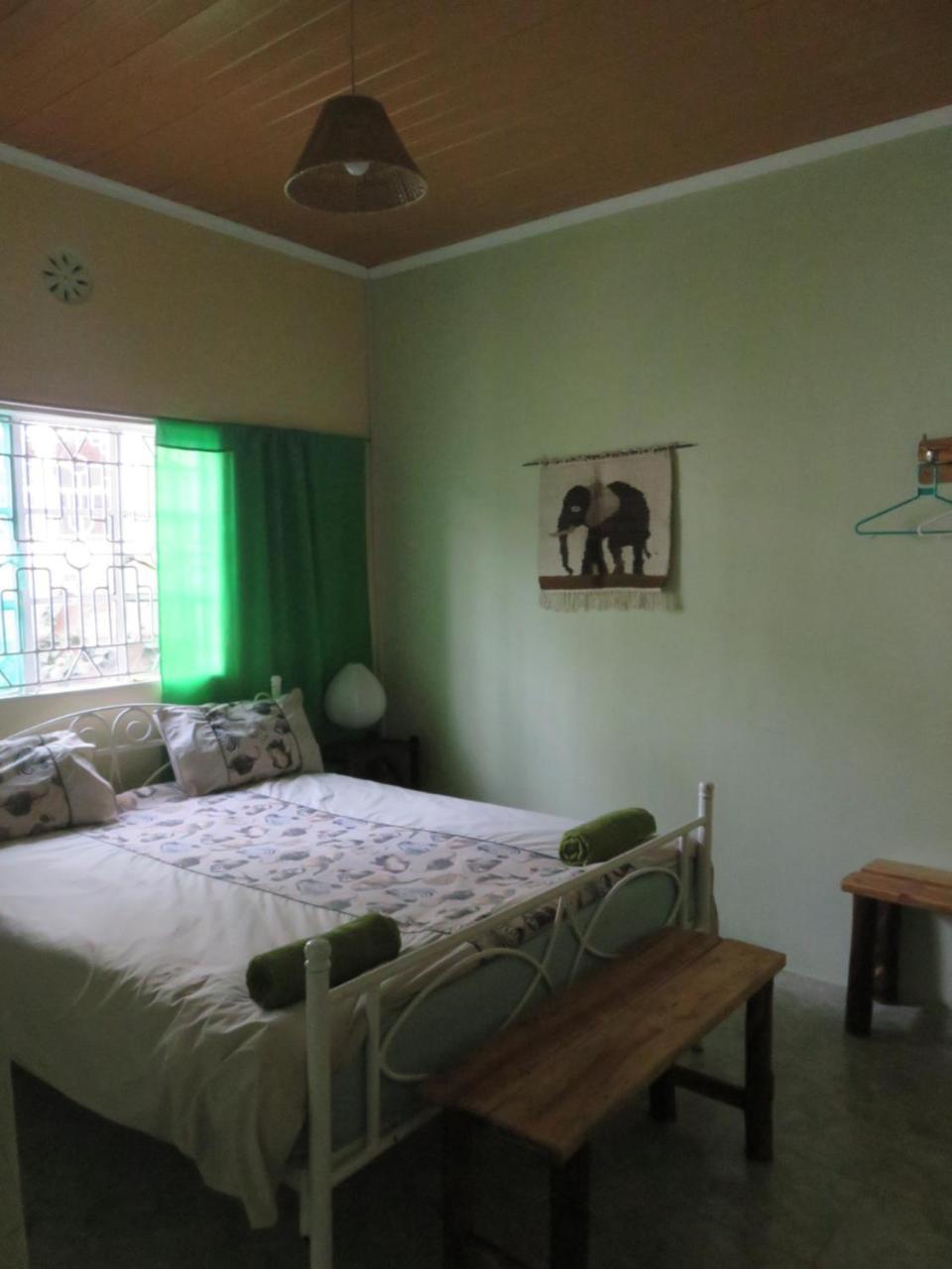 Aloepark Art Hotel Naivasha Bagian luar foto