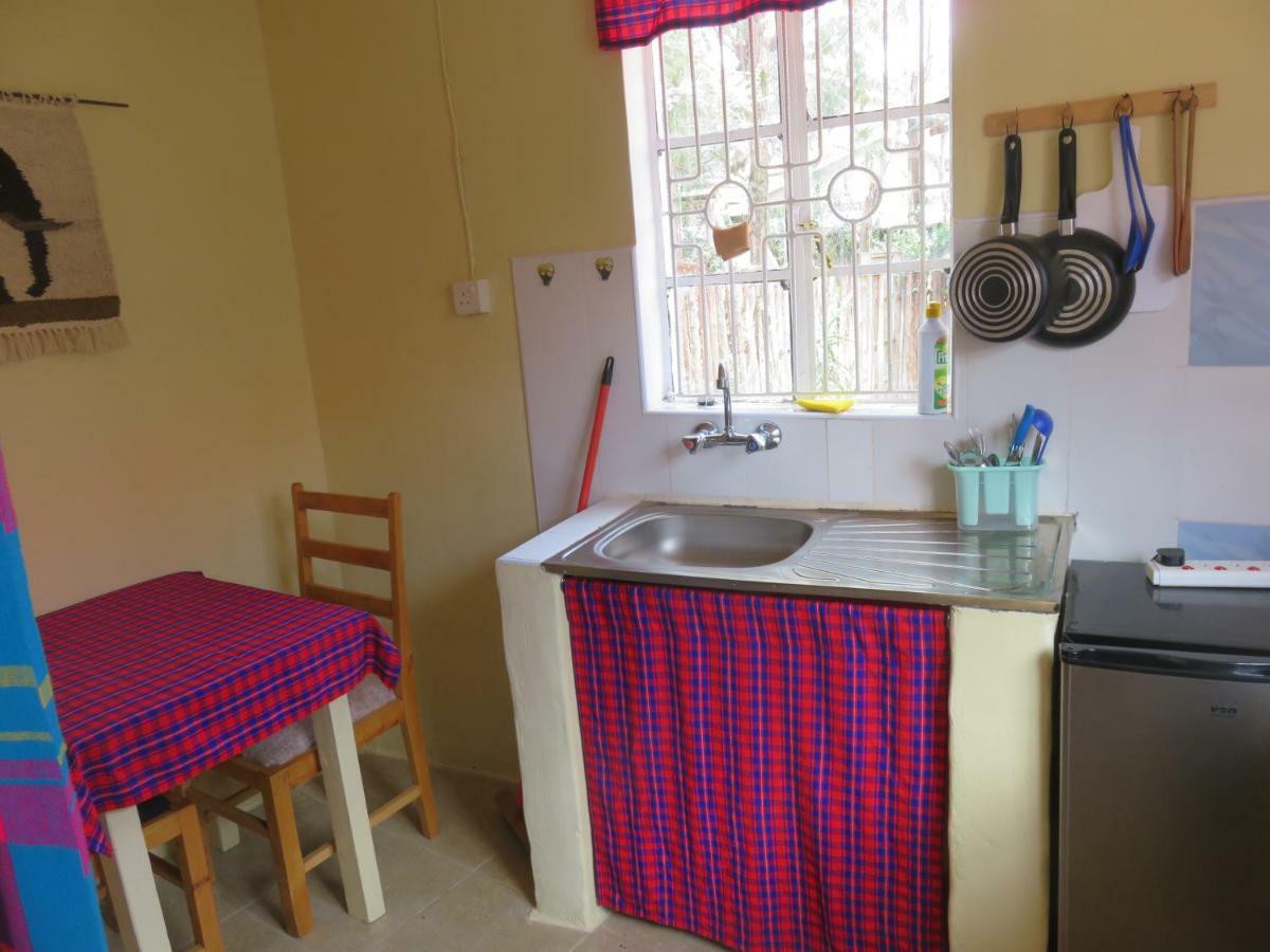 Aloepark Art Hotel Naivasha Bagian luar foto